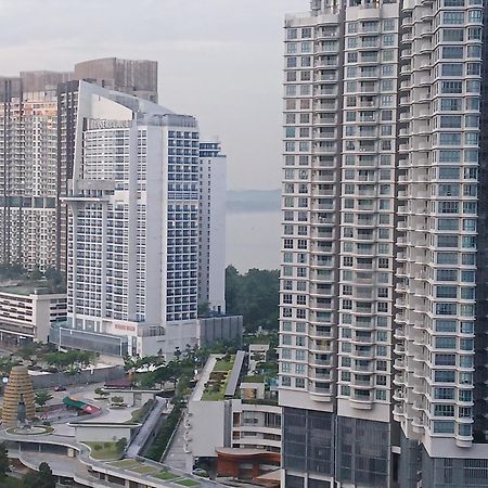 Encorp Marina Puteri Harbour Apartment Nusajaya  Luaran gambar